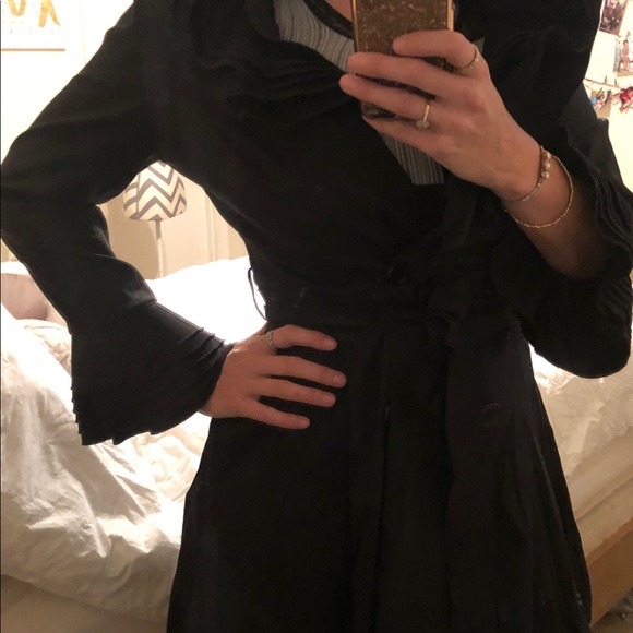 Beautiful Jacket - Picture 3 of 8